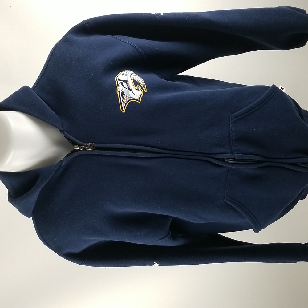 Nashville Predator Zip up Hoodie Size M